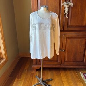 Magnolia Pearl Bold Star Dylan T in True